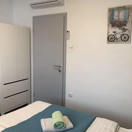 Isabella Πανσιόν