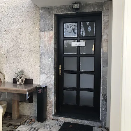 Isabella Πανσιόν